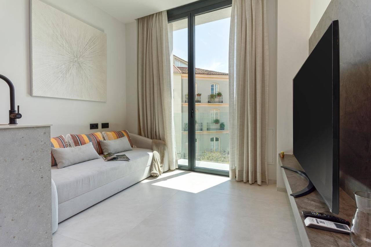 Magnificent Renovated 2Bd 2Bth Duplex With Terrace - City Centre มาลากา ภายนอก รูปภาพ